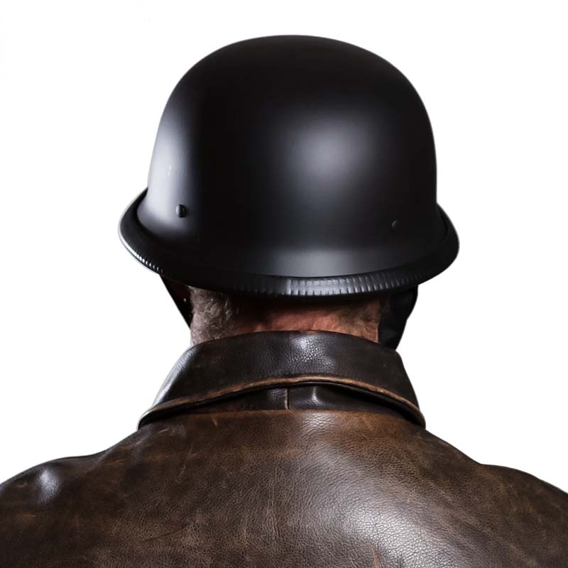 Cască Moto Stil Militar – Sobrietate și Siguranță