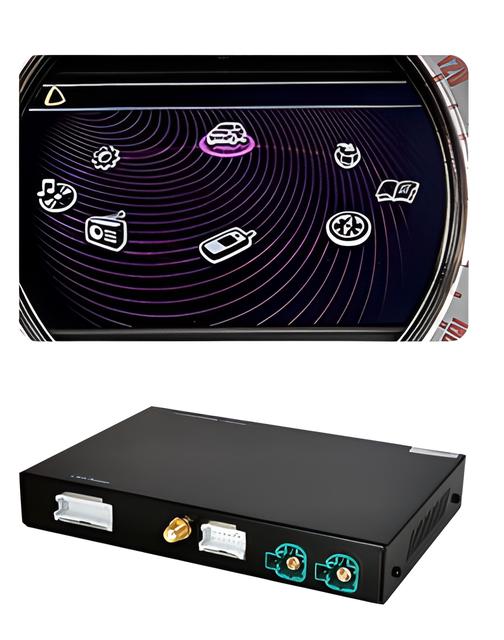 Multimedia bilsystem – Trådlös anslutning och röststyrning