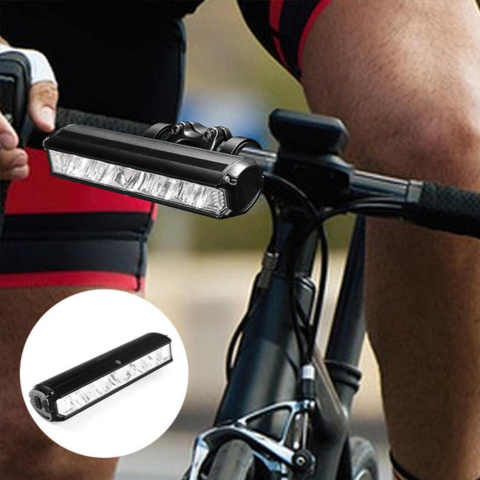 Bicycle Handlebar Lamp – Rechargeable and Waterproof 